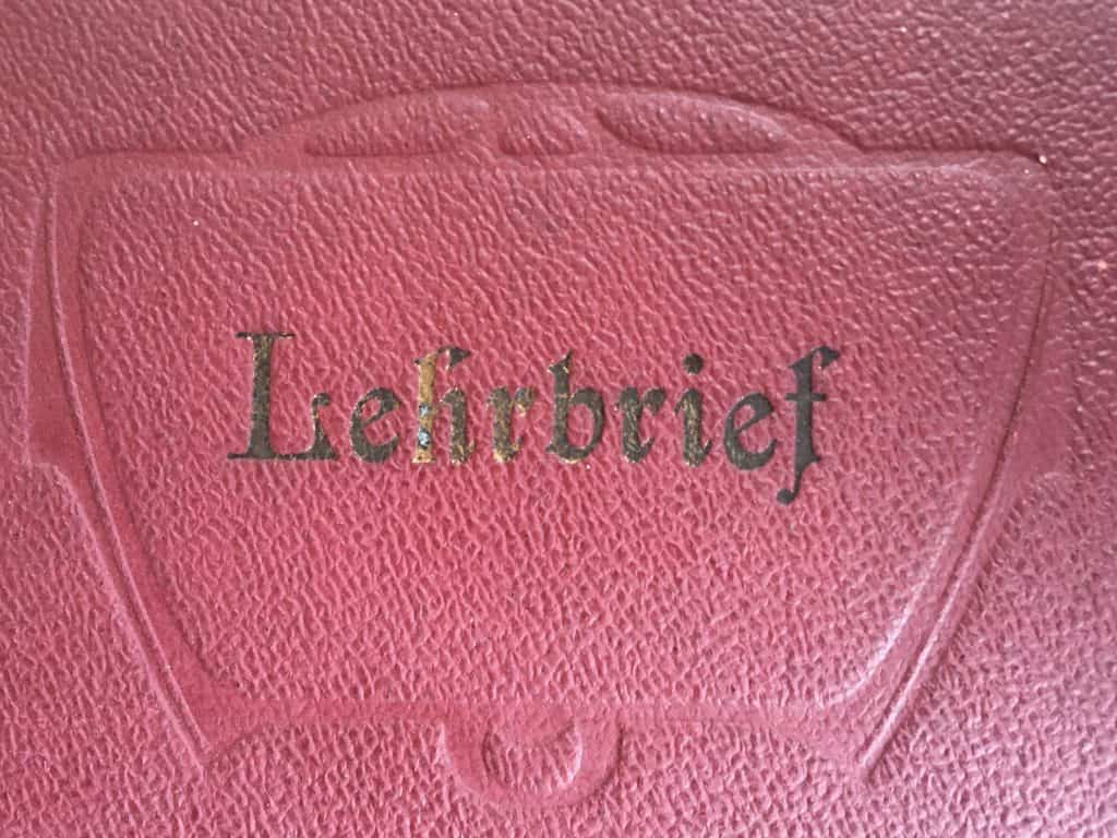Ausschnitt Lehrbrief Putzmacherin Erna Henning 1921