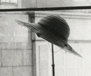 Die Tristesse einer Modistin